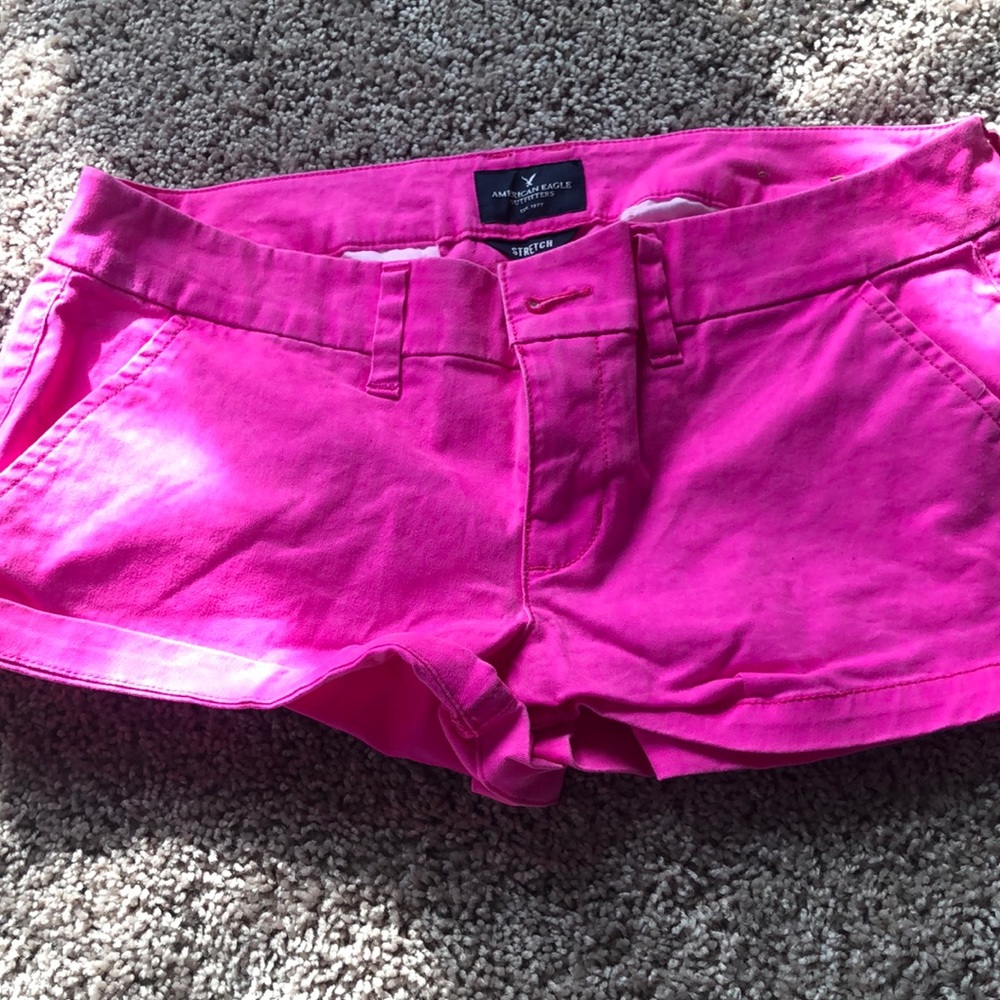 HOT PINK AMERICAN EAGLE SHORTIE